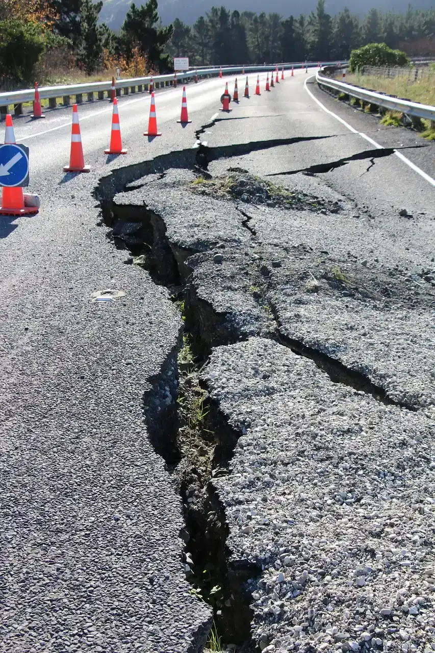 Earthquake Risks and What Lies Ahead (Image Credits: Pixabay)