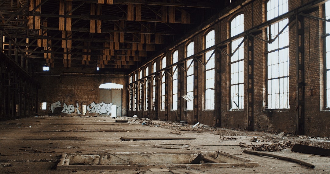 Industrial Ghost Towns: When Factories Closed Forever (image credits: unsplash)