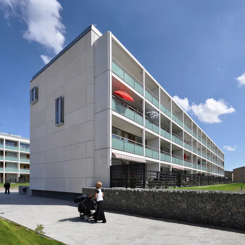 Neighborhood Quality vs. Investor Rights (Image Credits: Flickr)