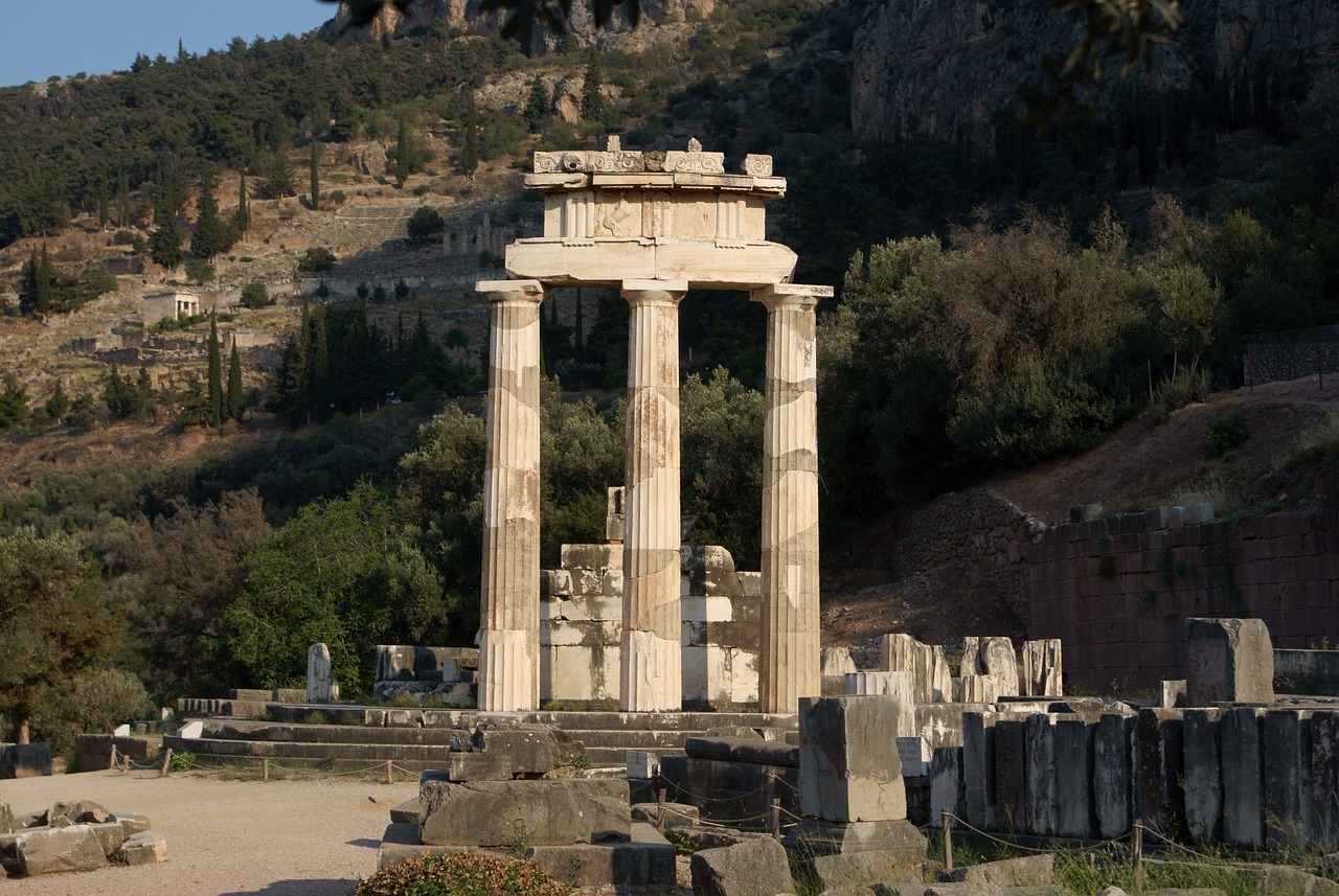 The Oracle of Croesus and the Great Empire Prophecy (image credits: pixabay)