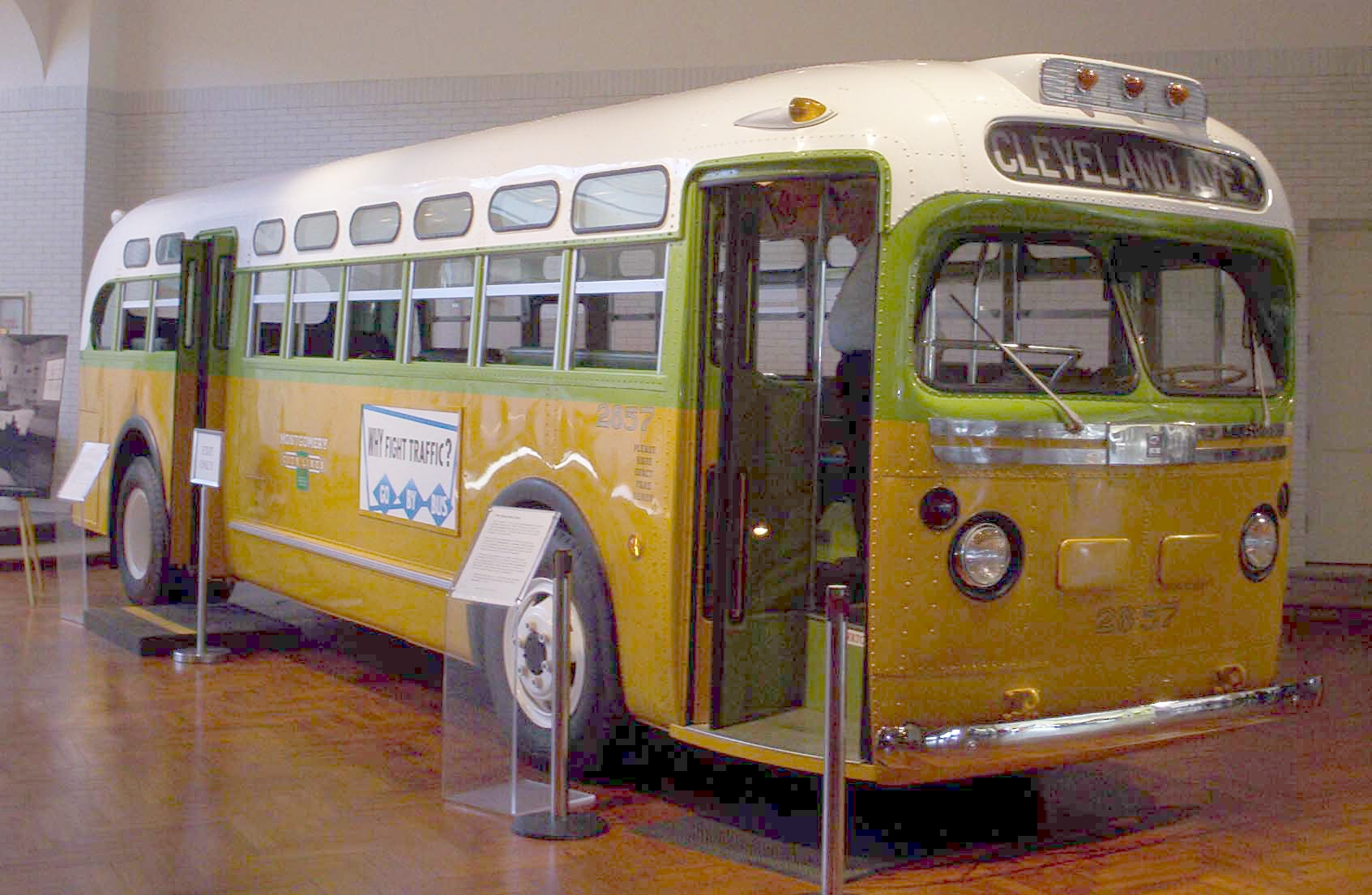 Montgomery Bus Boycott: The Power of Economic Protest (image credits: wikimedia)