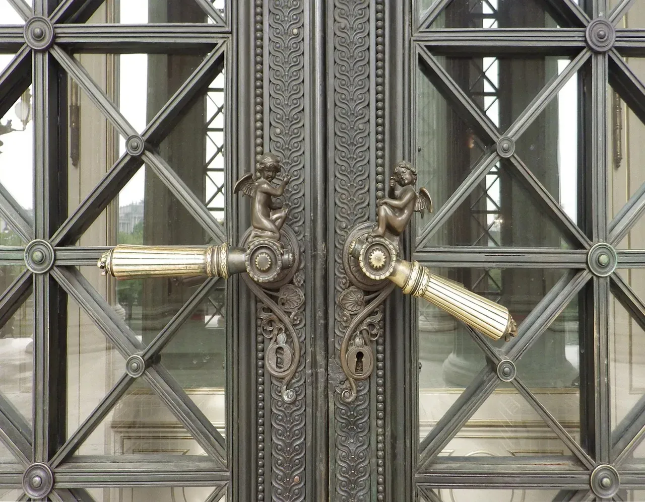 The Moment the Door Buckled (Image Credits: Pixabay)