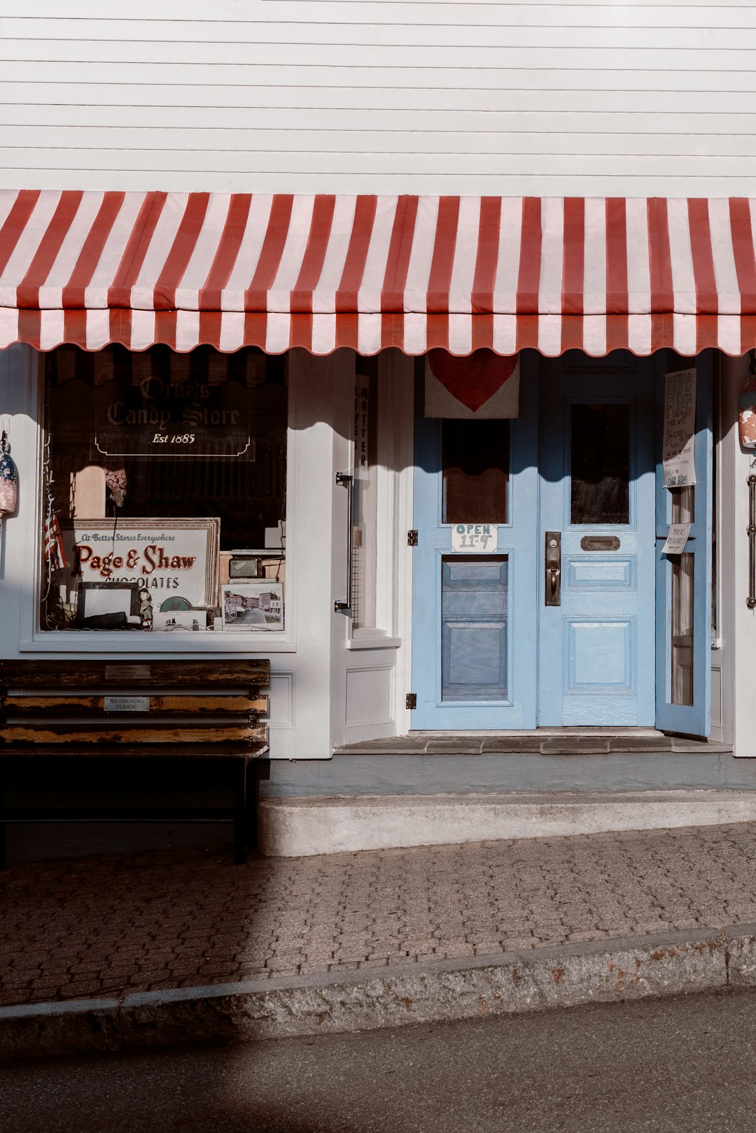 The Rise of Community-Oriented Retail (image credits: unsplash)