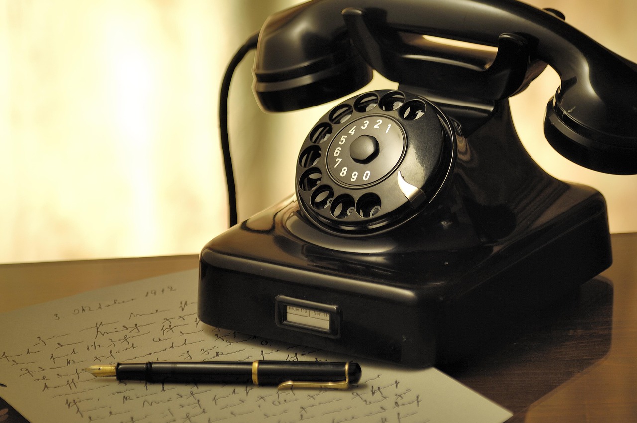 The Telephone's Revolutionary Ring (image credits: pixabay)