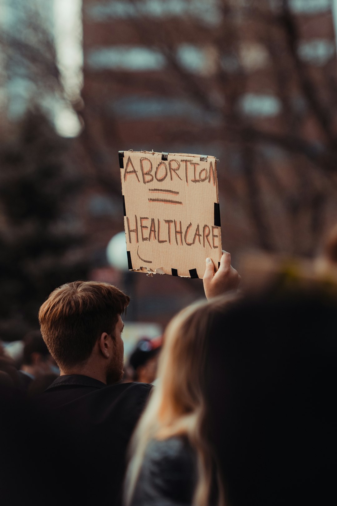 Court Strikes Down Arizona's Fifteen-Week Abortion Ban (image credits: unsplash)