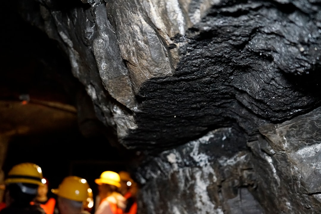 The Laggards: West Virginia's Coal Dependency (image credits: unsplash)