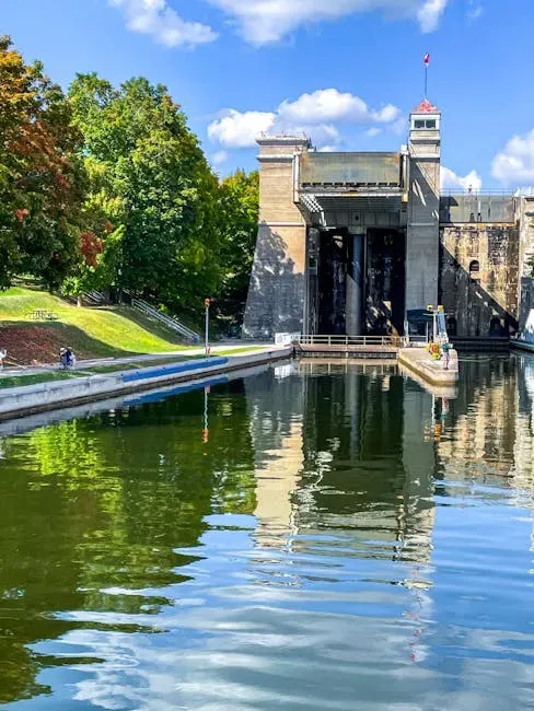 A Bold Vision Born From a Rotting Canal (Image Credits: Pexels)