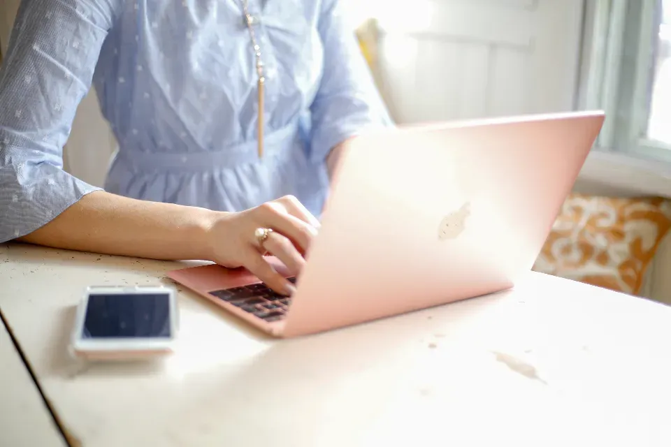 Freelance Web and App Development (Image Credits: Stocksnap)
