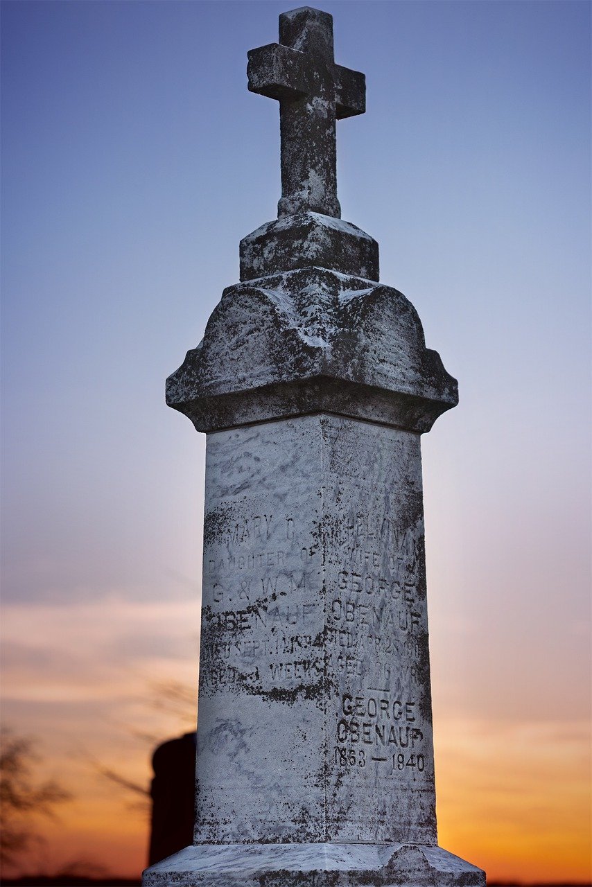 The Historical Significance of the Tombstone (image credits: pixabay)
