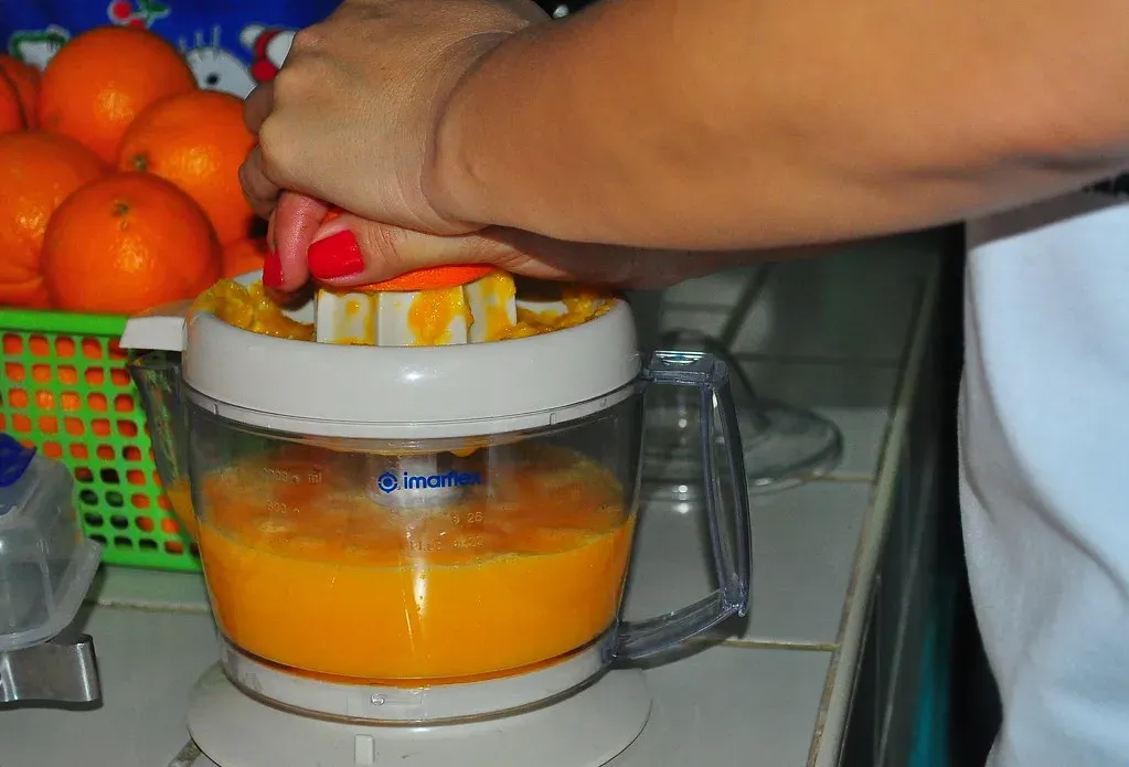 Orange Juice (whologwhy, Flickr, CC BY 2.0)