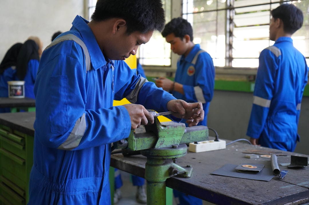 Labor Market Dynamics Shift Toward Skilled Manufacturing (image credits: unsplash)