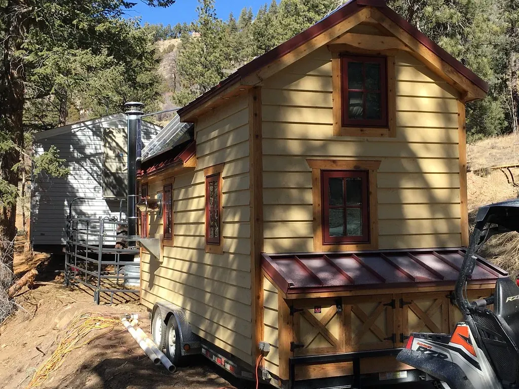 Bella's Tiny House Retreat near Sevierville (Ivy Acres, Flickr, CC BY 2.0)