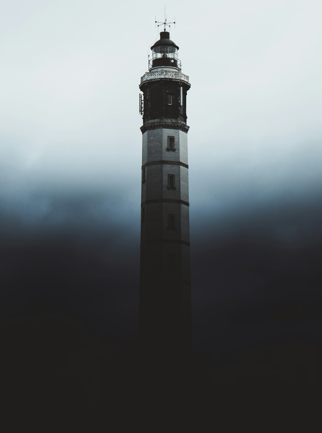 Pemaquid Point's Woman in Red (image credits: unsplash)