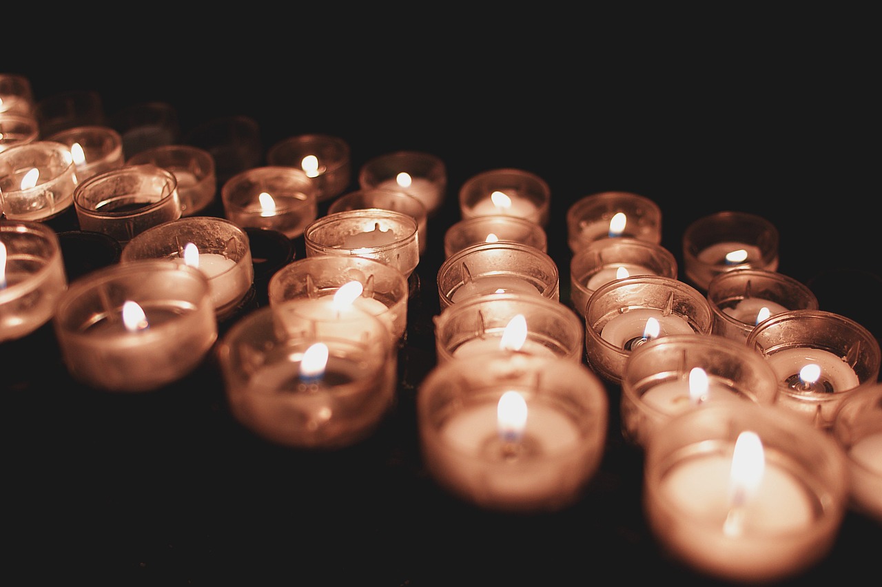 Community Reactions: From Shock to Reflection (image credits: pixabay)