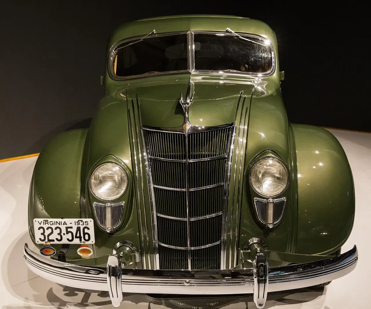Chrysler Airflow: Aerodynamics Before Their Time (Image Credits: Pixabay)