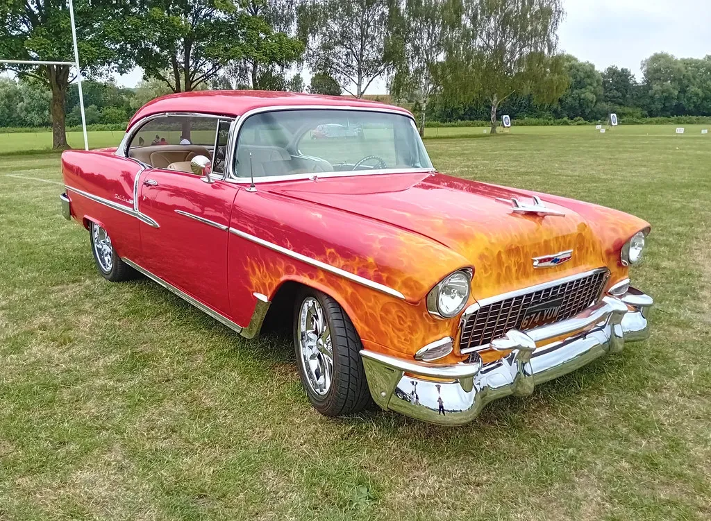 Chevrolet Bel Air: V8 Power for Everyone (Image Credits: Flickr)