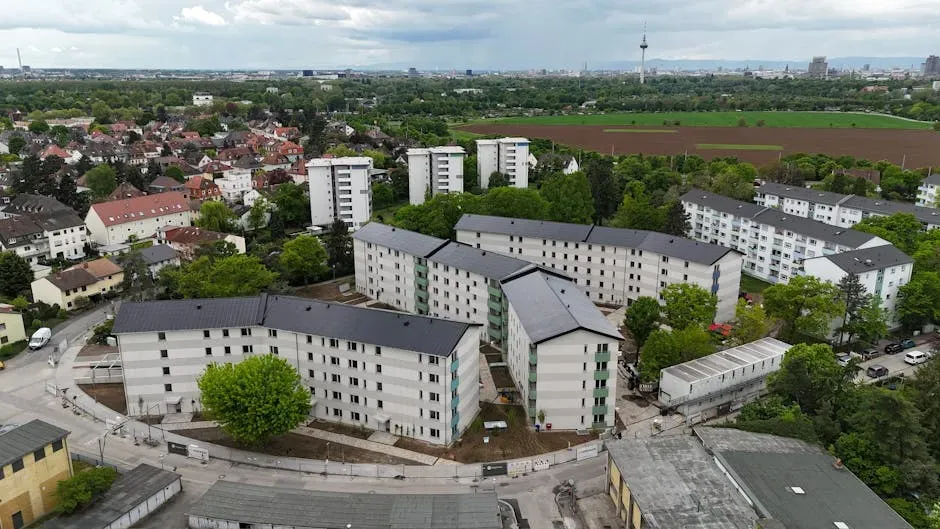 Housing Market Shifts in Micro-Cities (Image Credits: Pexels)