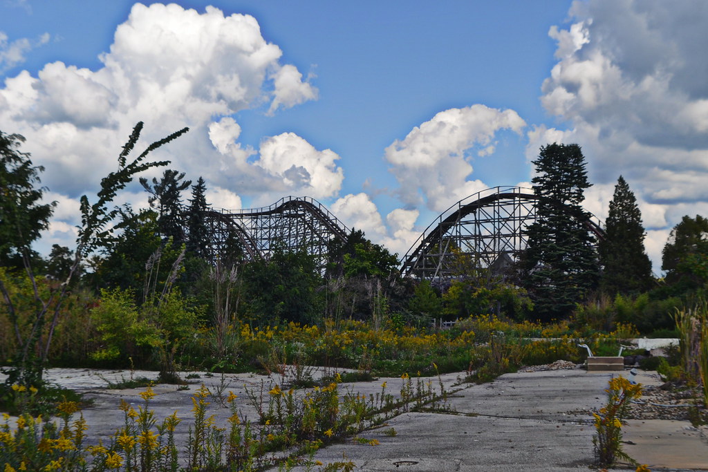 Aurora's Second Chance for Geauga Lake (image credits: flickr)