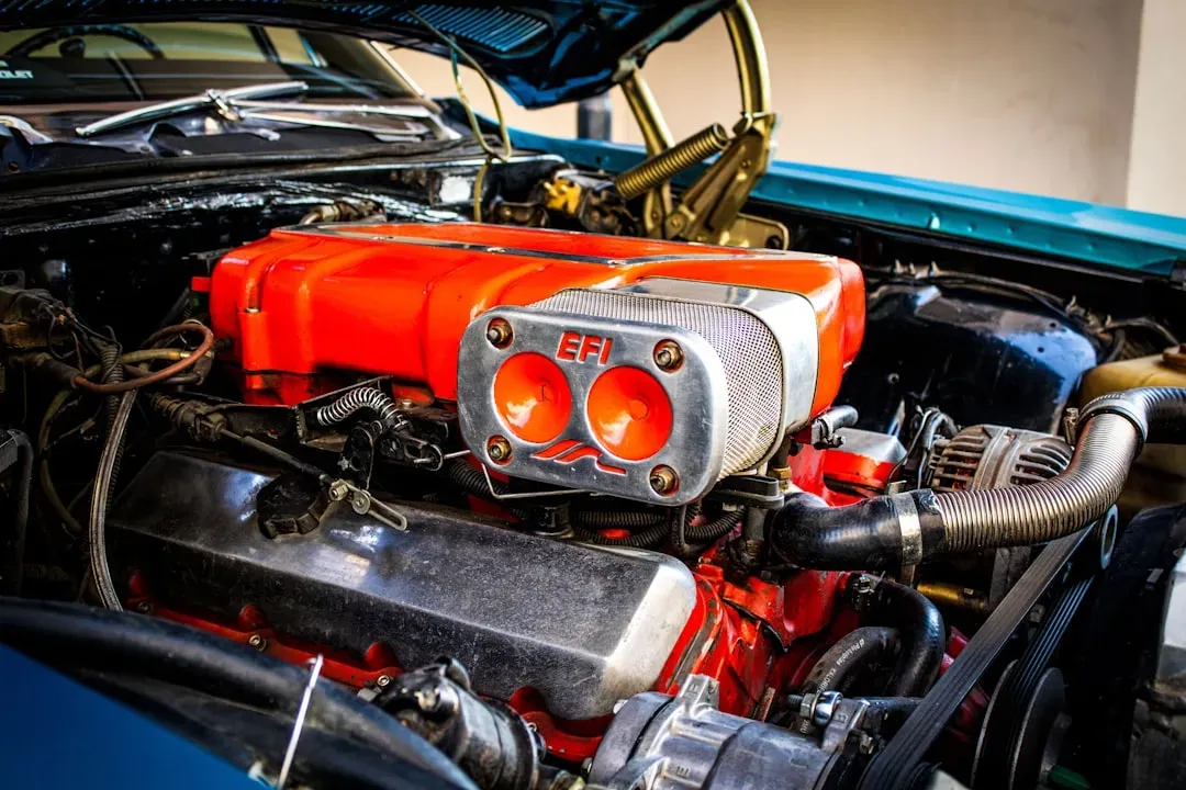 Oldsmobile Rocket 88: High-Compression Performance (Image Credits: Unsplash)