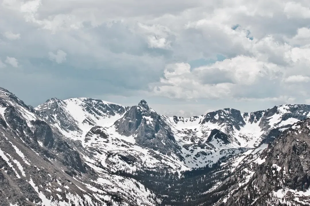 Rocky Mountain National Park: The West Side Secret (Image Credits: Unsplash)