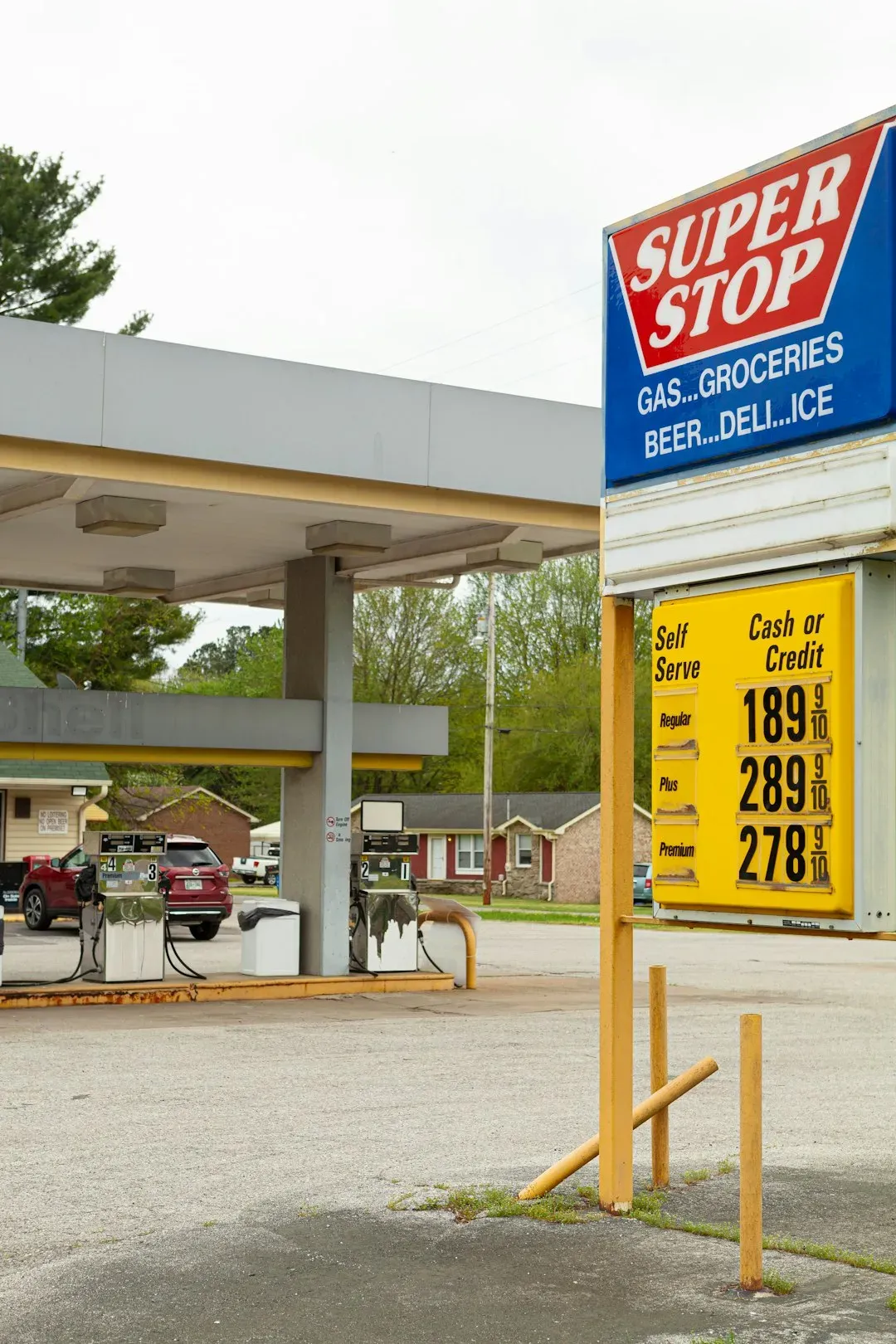 Why Gas Prices Deserve Serious Attention in Your Planning (Image Credits: Unsplash)