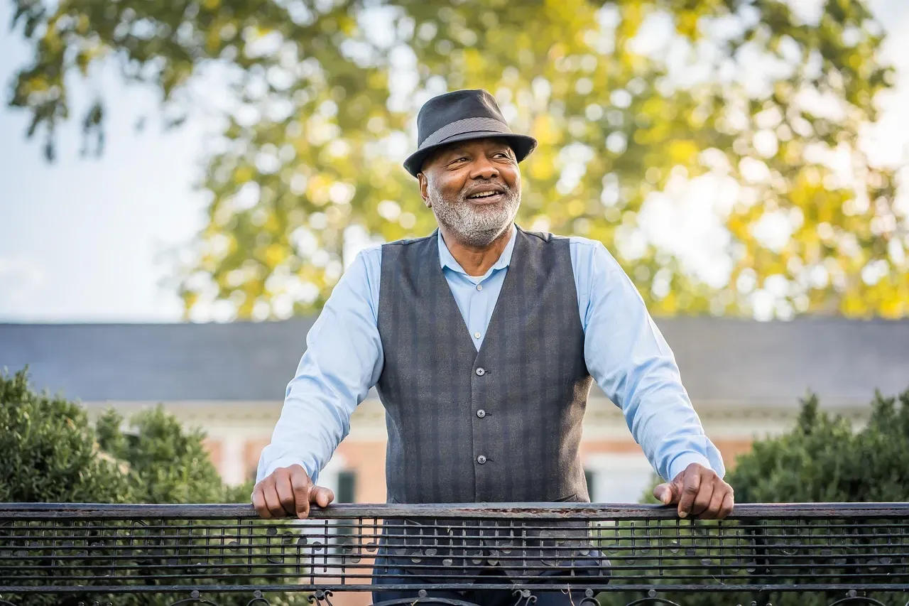 Warm Climates Boost Retiree Well-Being (Image Credits: Pixabay)