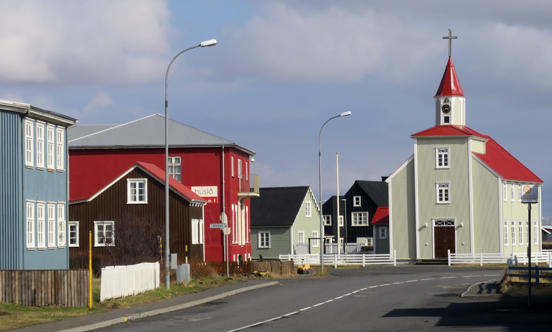 Housing Markets in Small Towns Are Feeling the Impact (image credits: unsplash)