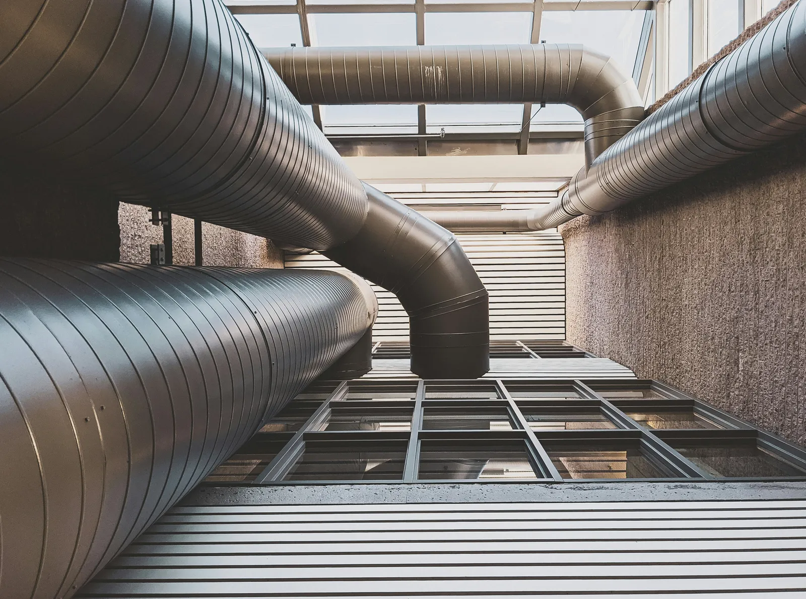 Why Scheduling Regular HVAC Tune-Ups Prevents Costly Breakdowns