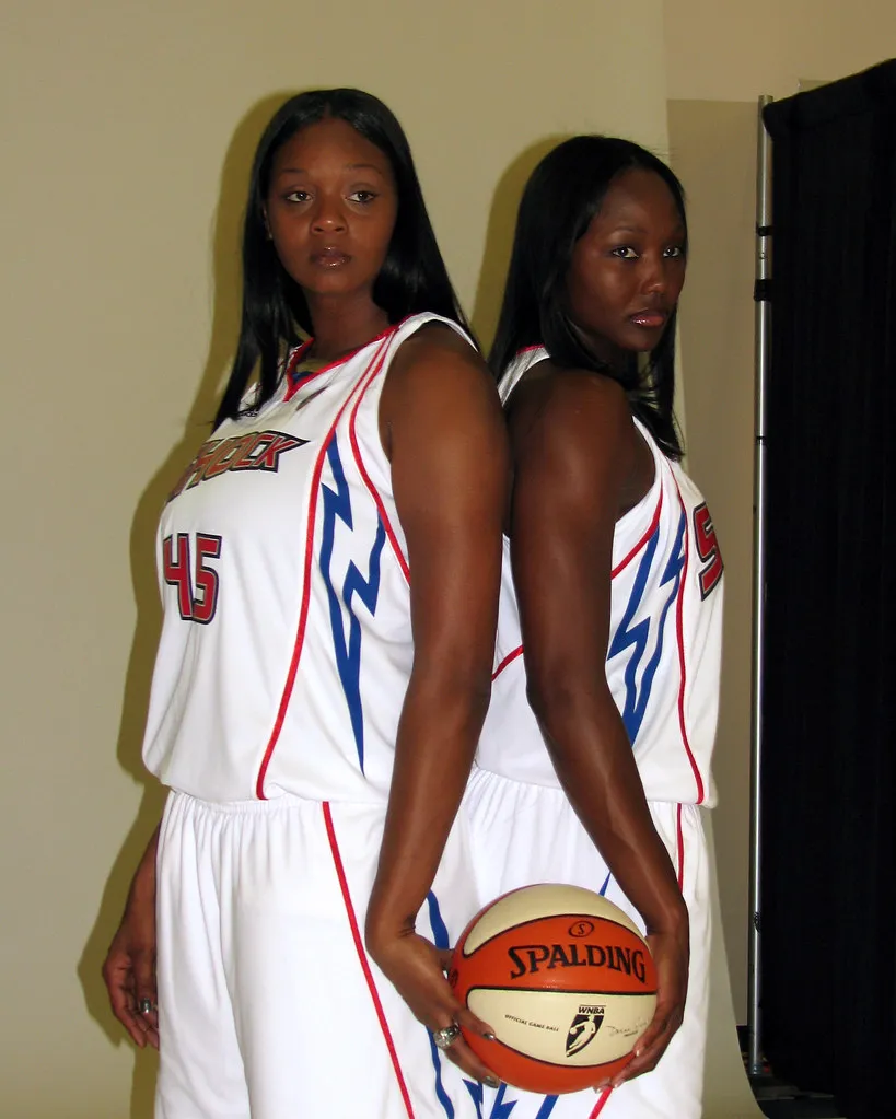 WNBA Champ Kara Braxton Dead At 43