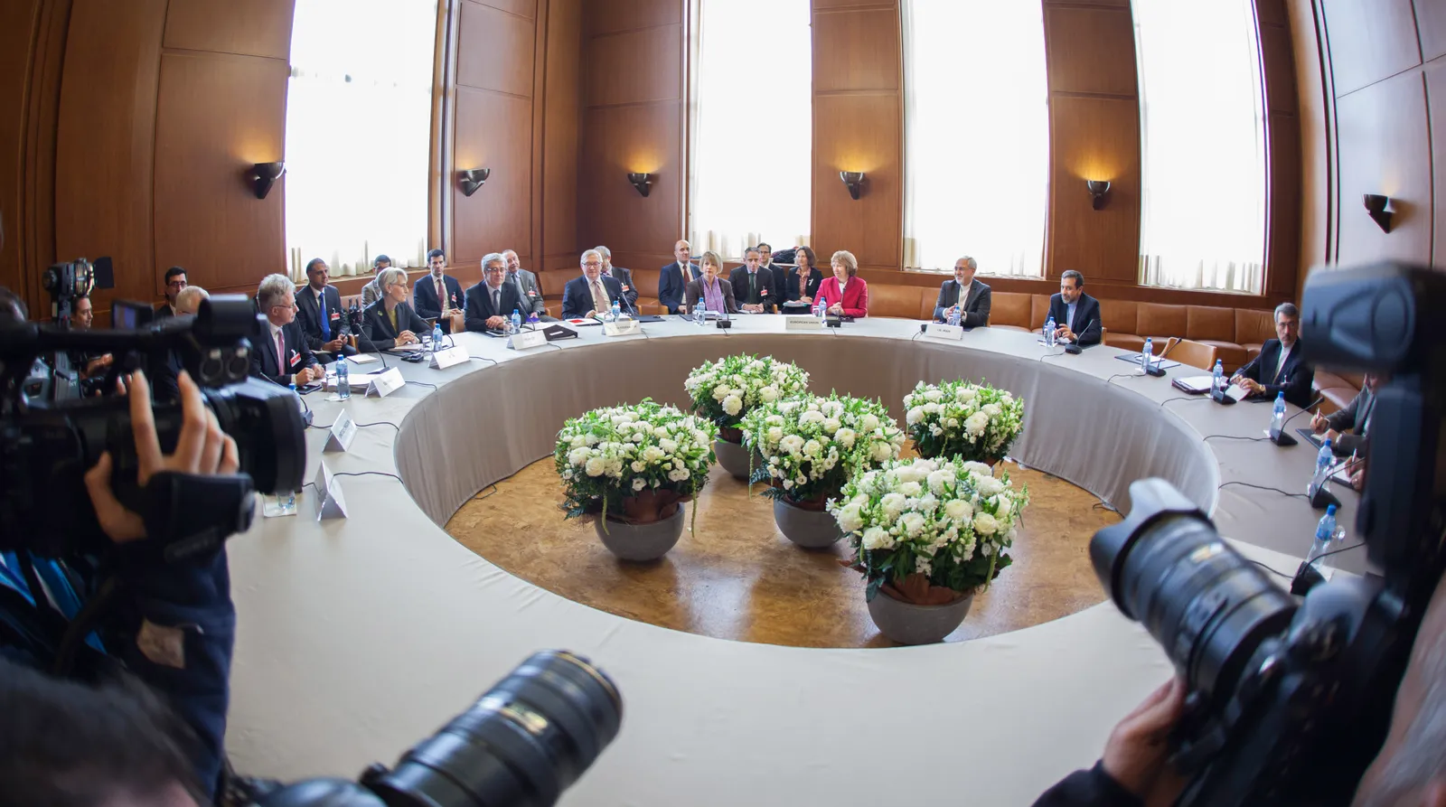 U.S. and Iran hold new talks as Trump raises pressure for nuclear deal