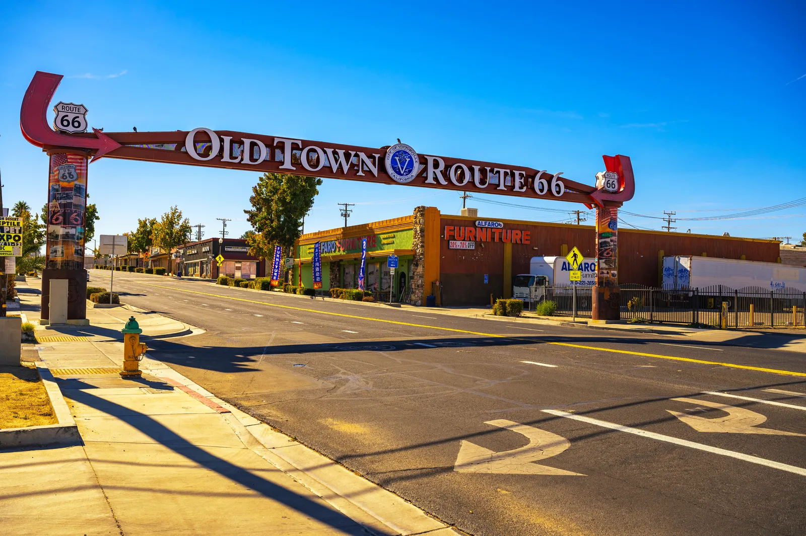 Crazed San Bernardino County man allegedly pushes woman out of a moving vehicle – then tries to run her over