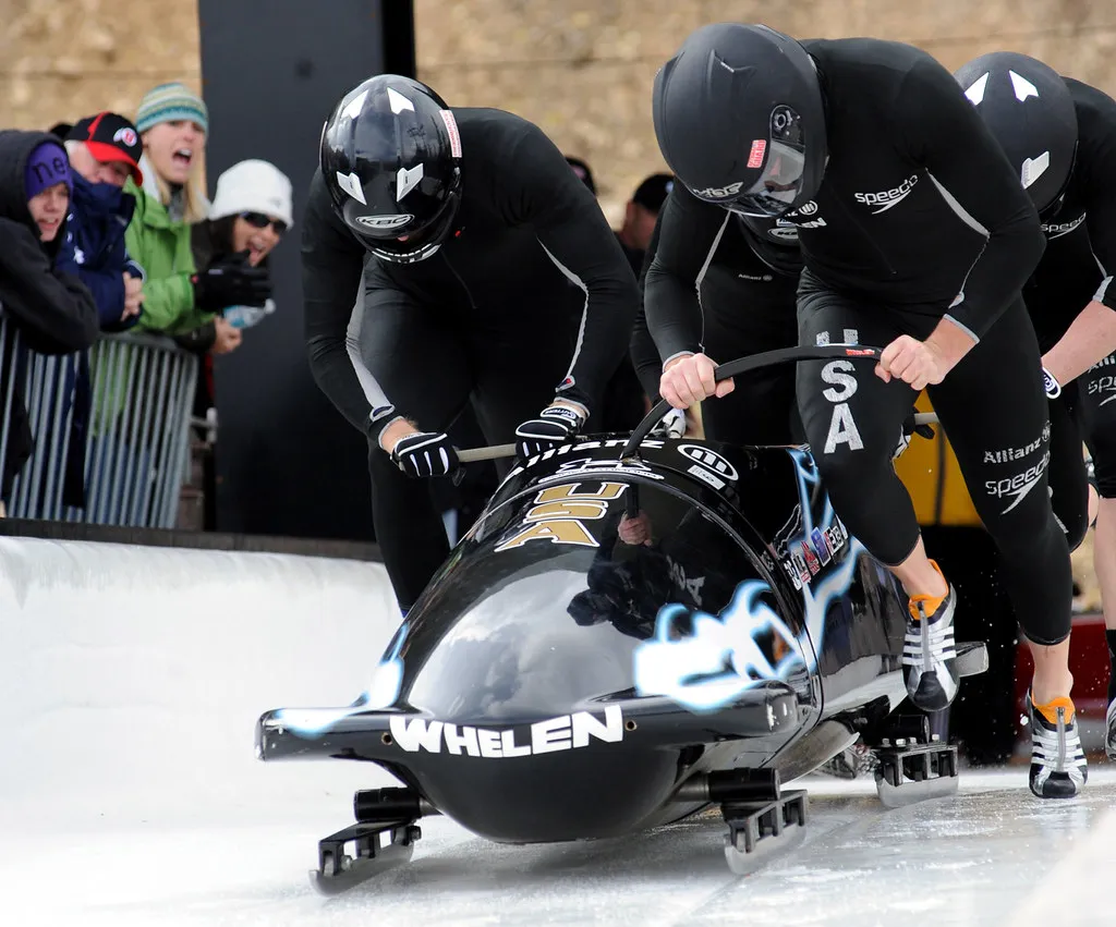 U.S. bobsled duo falls short of three German teams