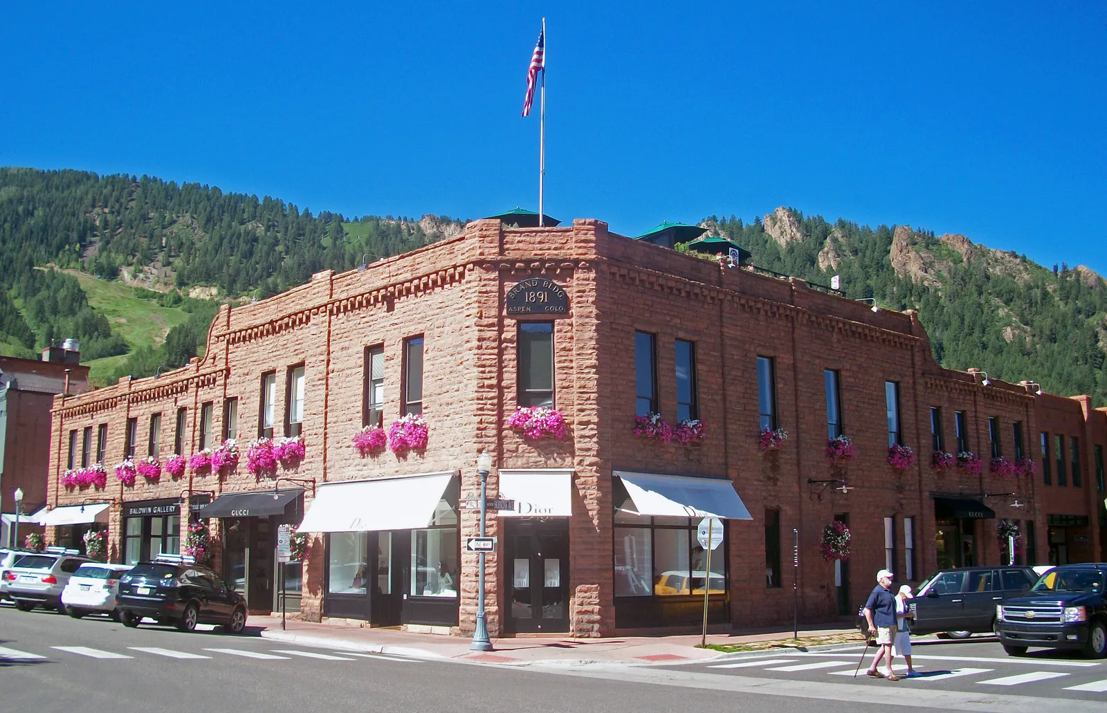 5 ways to build a brand consumers find irresistible