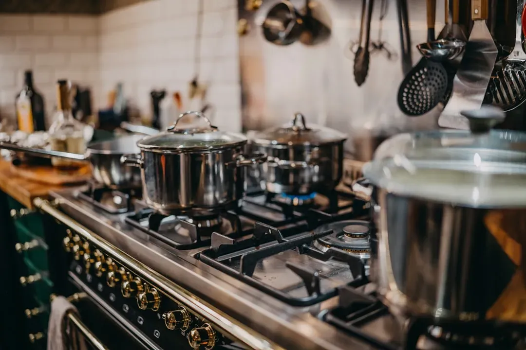 Kitchen Chaos: Pots, Pans, and the Clanging Symphony (Image Credits: Unsplash)
