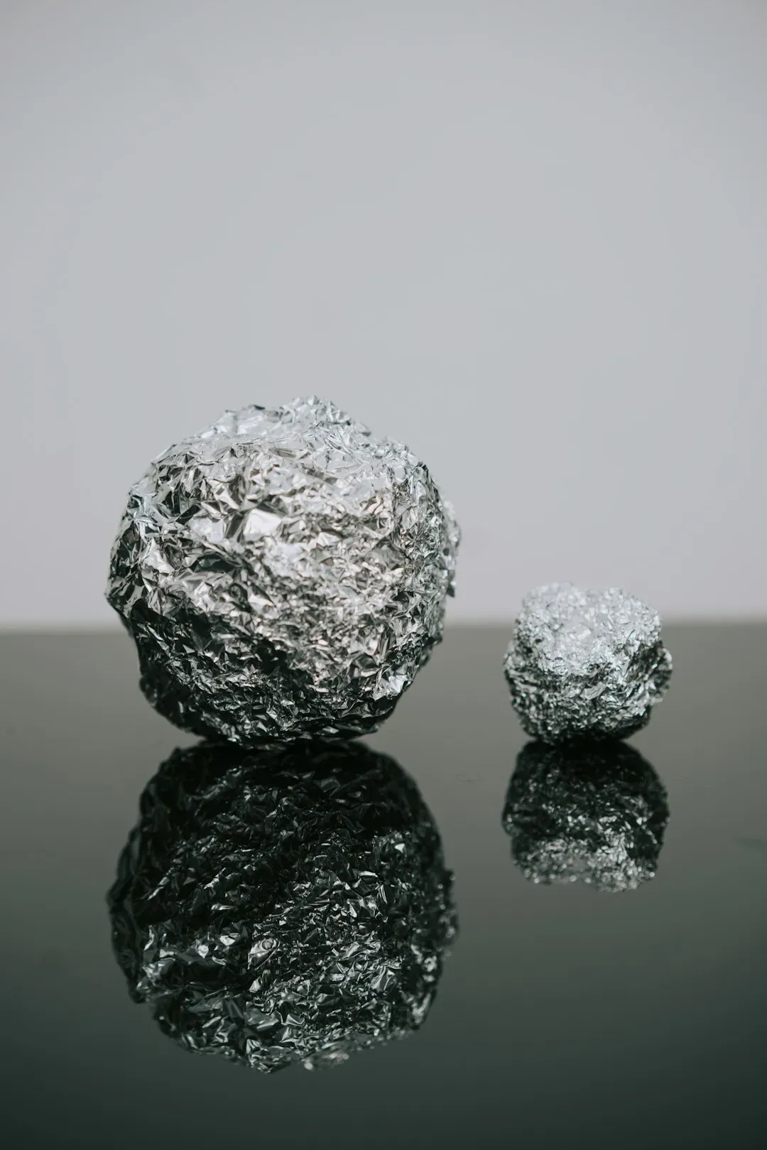 8. The Crinkle Ball from Aluminum Foil (Image Credits: Unsplash)