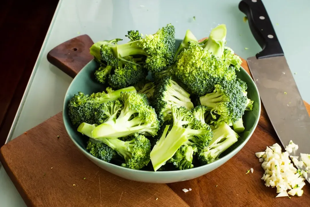 11. Cooked Broccoli - The Green That Actually Has Benefits (Image Credits: Unsplash)