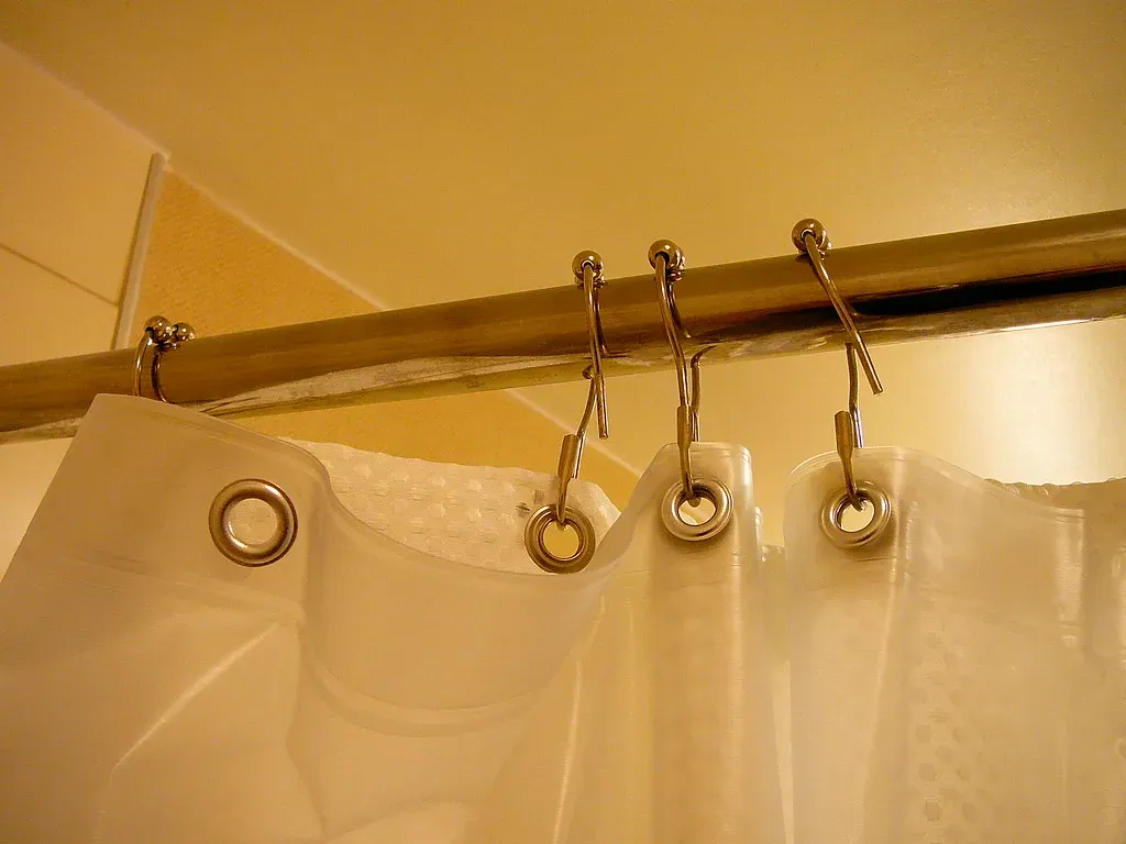 Shower Curtain Rings: Versatile Playthings (Image Credits: Flickr)