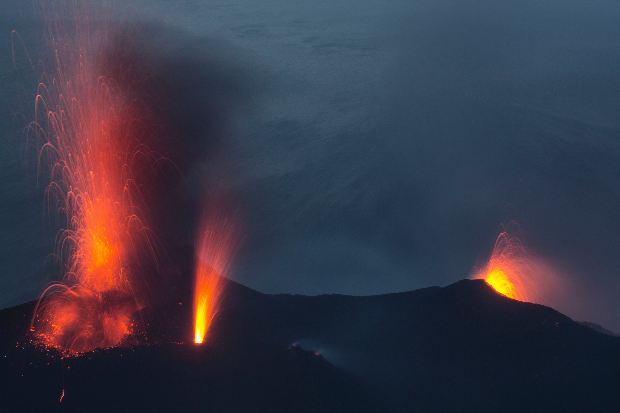 Meet Stromboli: The Lighthouse of the Mediterranean (Image Credits: Wikimedia)