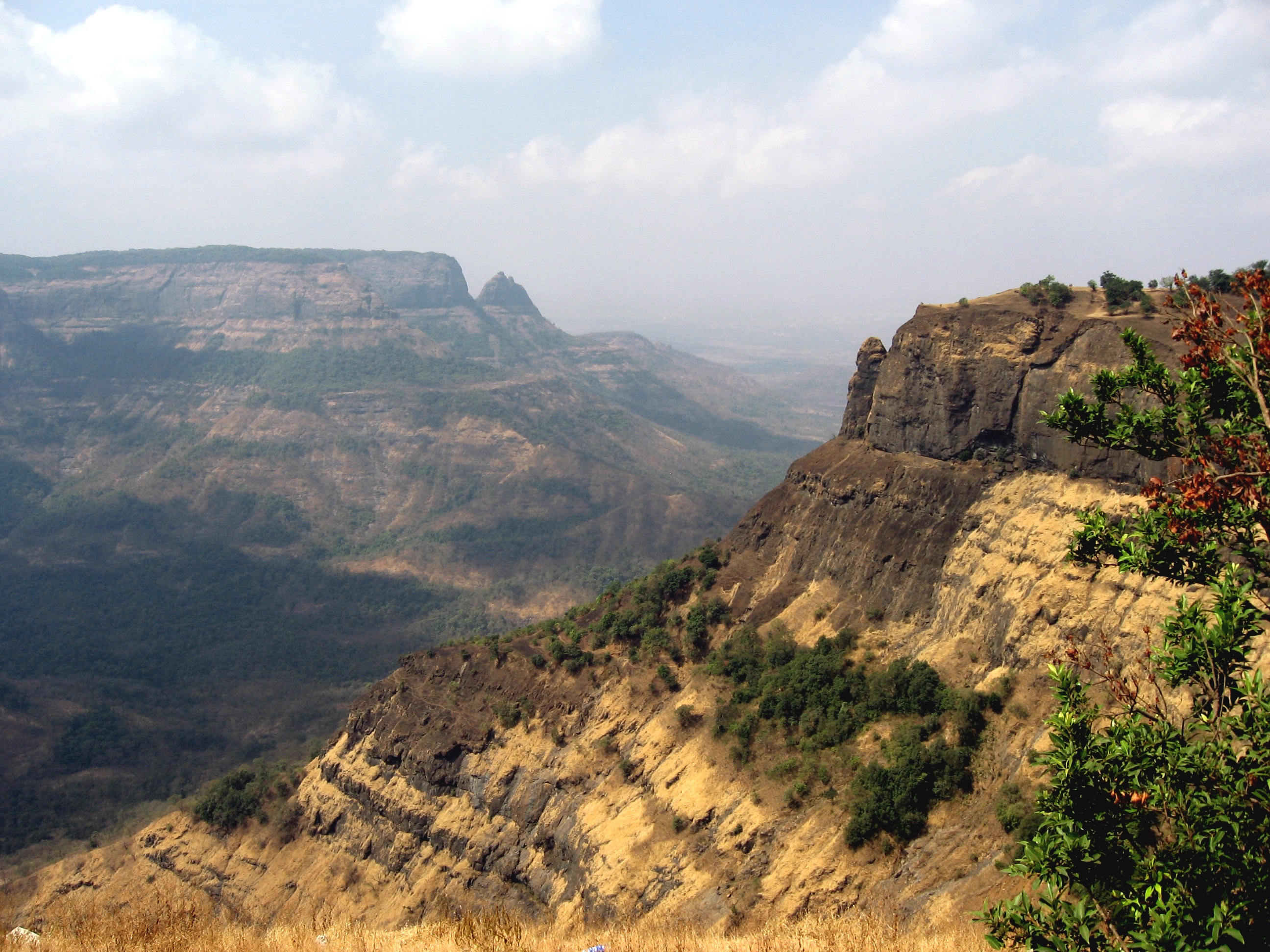 The Deccan Traps: India's Volcanic Legacy (Image Credits: Wikimedia)