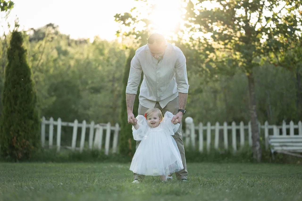 How Father Involvement Actually Shapes Children (Image Credits: Pixabay)