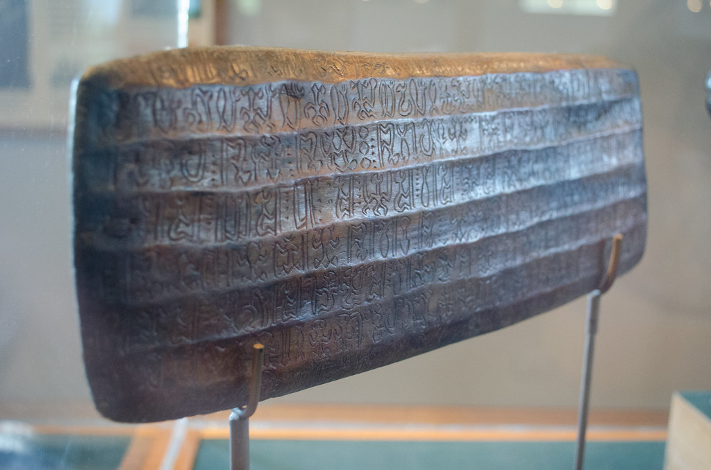 Easter Island's Sacred Scripts - The Rongorongo Mystery (image credits: flickr)