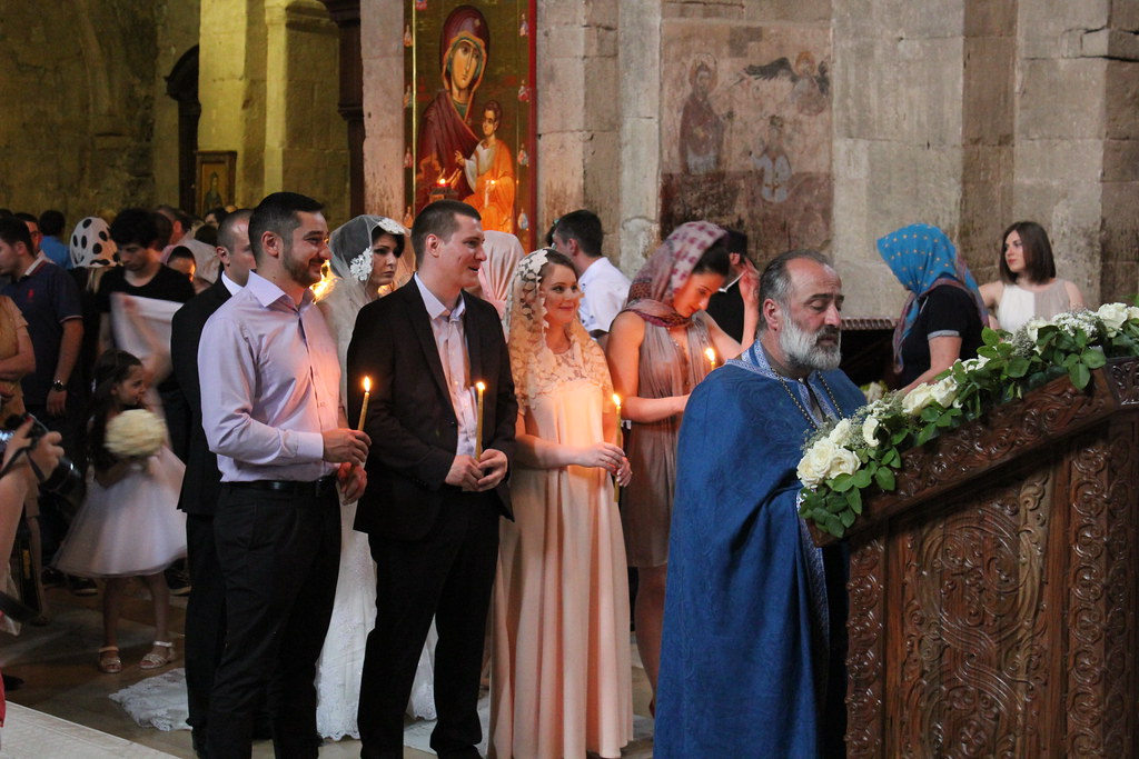 The Bouquet Toss and Medieval Superstitions (image credits: flickr)