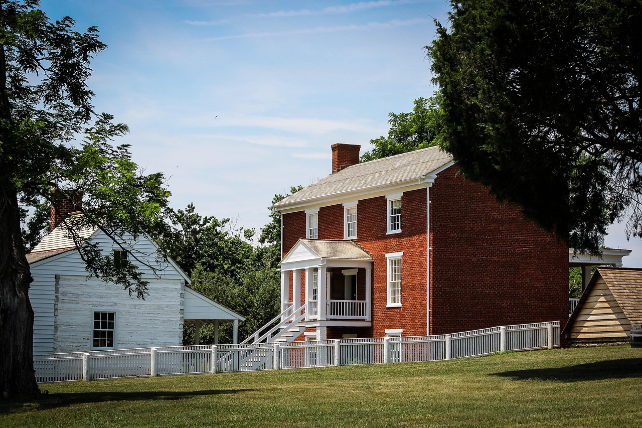 The Civil War That Started and Ended in One Man's Yard (image credits: pixabay)