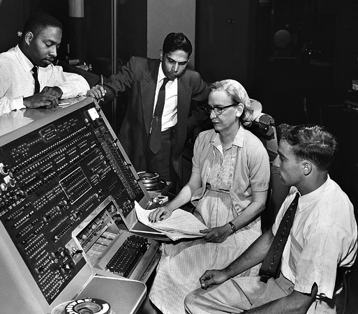 Grace Hopper and the Computer Compiler (image credits: wikimedia)