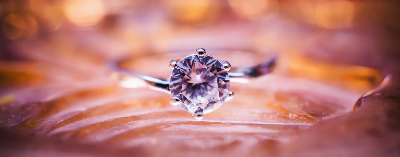 The Hope Diamond (image credits: pixabay)