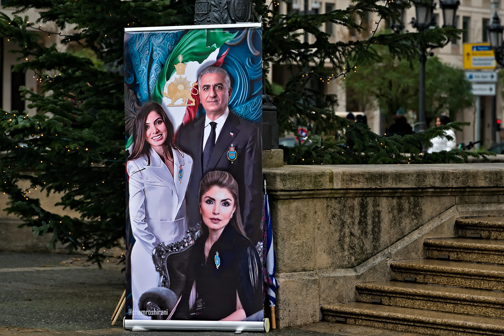 Mohammad Reza Pahlavi's Final Escape from Iran (image credits: flickr)