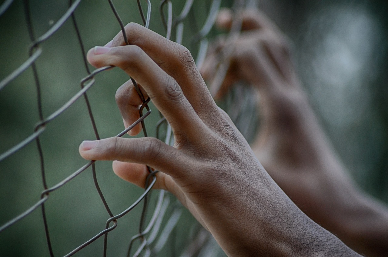 The “Texas Seven”: Breaking Out and Causing a Nationwide Manhunt (image credits: pixabay)