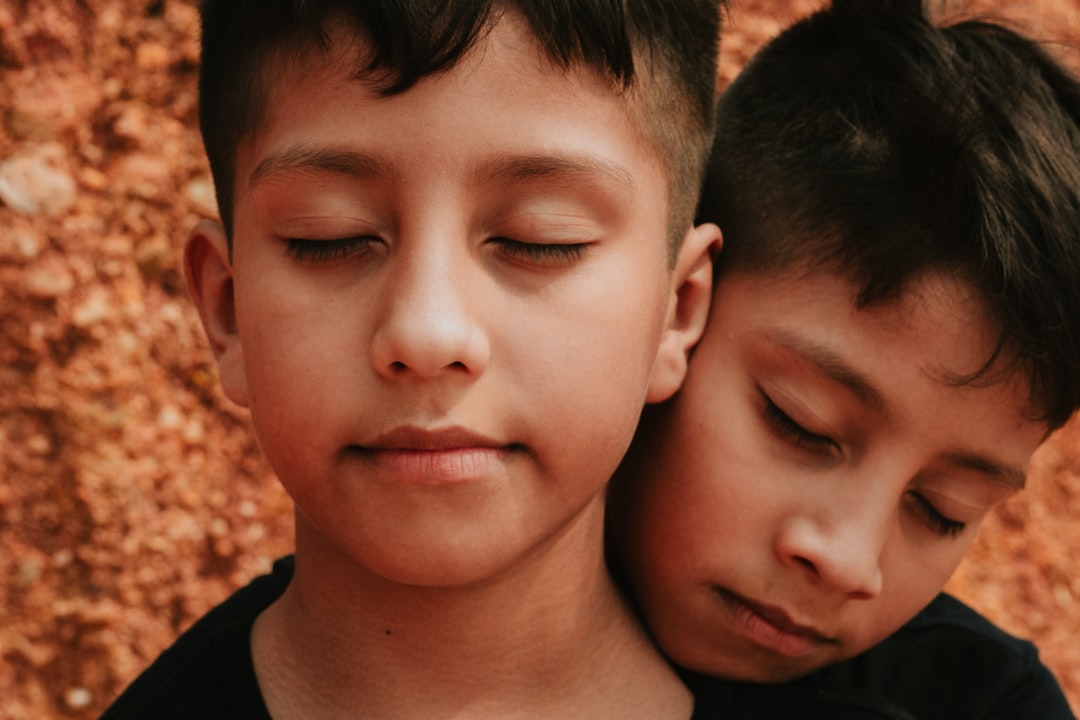 The Separated Twin Brothers Who Lived Identical Lives (image credits: unsplash)