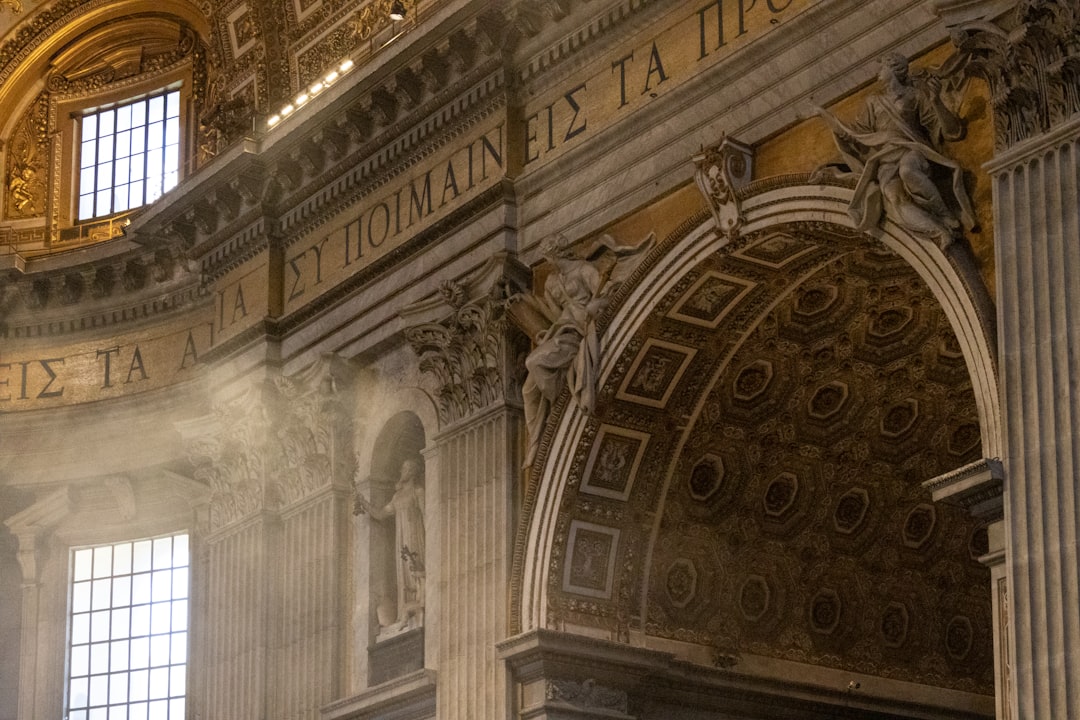 Michelangelo’s “The Creation of Adam”: The Touch of Life (image credits: unsplash)