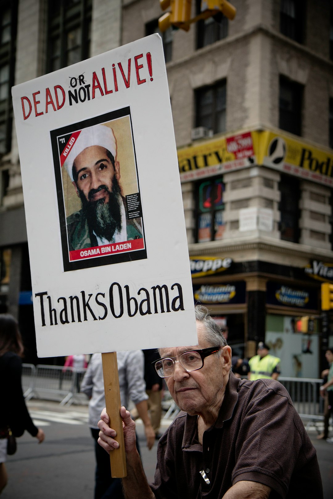 The Execution of Osama bin Laden: A Controversial Operation (image credits: unsplash)